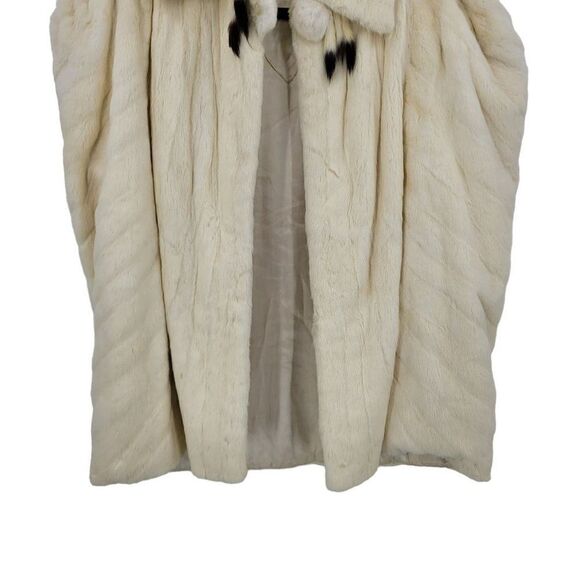 Vintage Rabbit Fur Cape Stowe Poncho Vanilla M Big Shoulder Native American - Picture 5 of 16